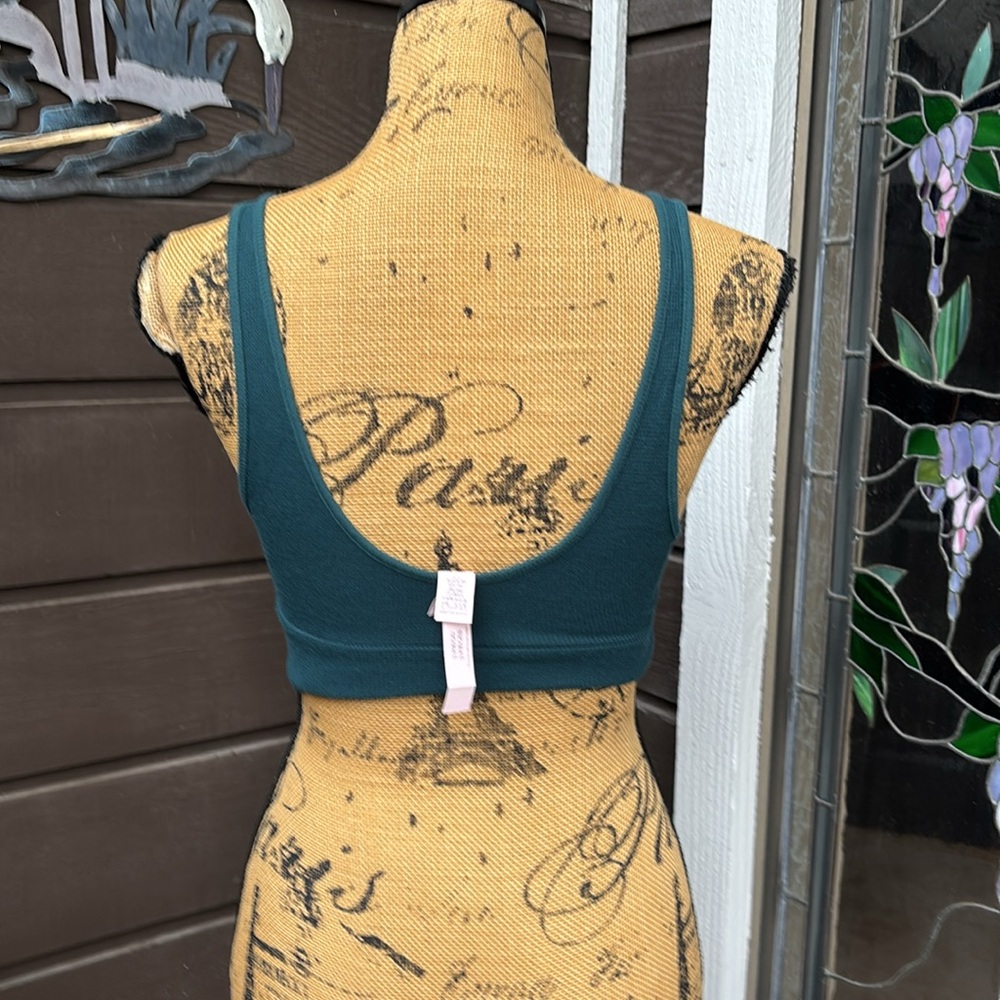 VS Crop PJ Top - Picture 3 of 4